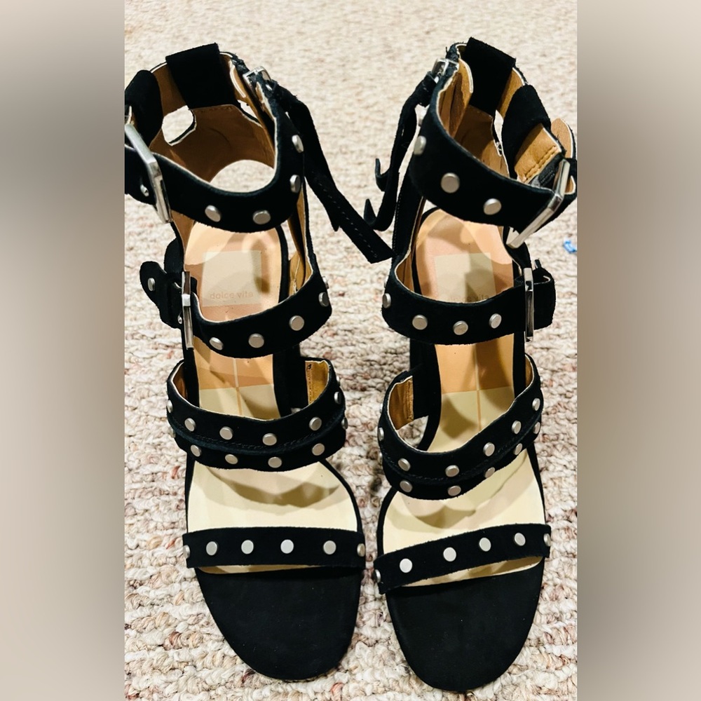 Brand New .Dolce Vita Suede Sandal
